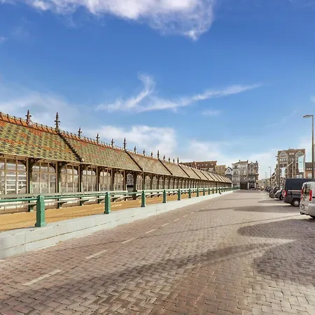 Modern 2-bedroom Flat With Sea Views Appartement Blankenberge