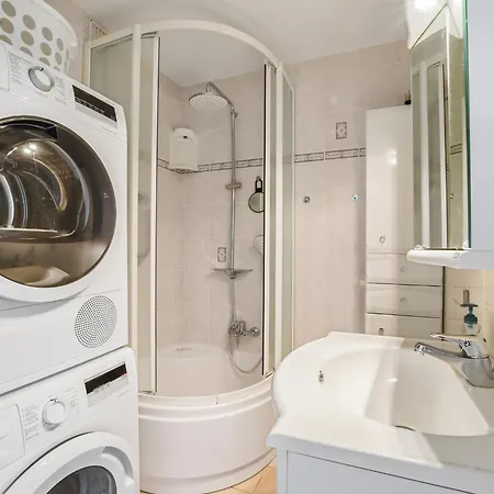 Modern 2-bedroom Flat With Sea Views Blankenberge